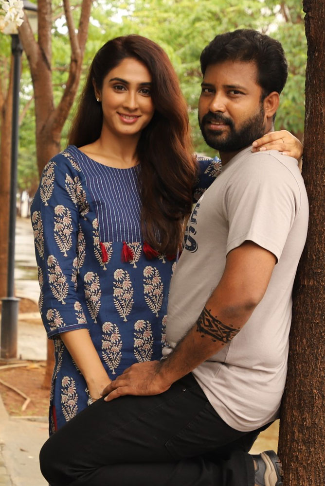 Nanum Singlethan / நானும் சிங்கிள்தான் (2021)
