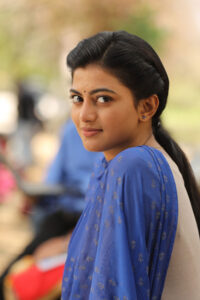Kamali From Nadukkaveri / கமலி from நடுக்காவேரி (2021)