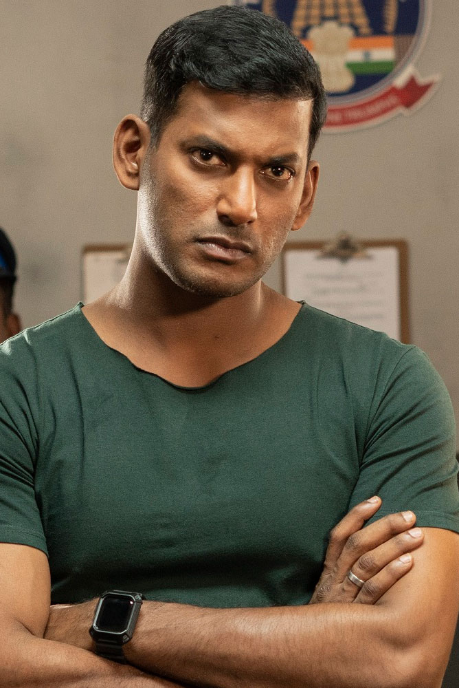 Chakra / சக்ரா (2021)