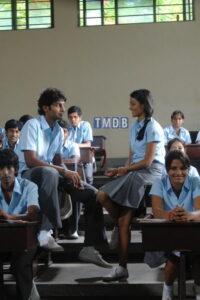 Pon Maalai Pozhudhu (2013)