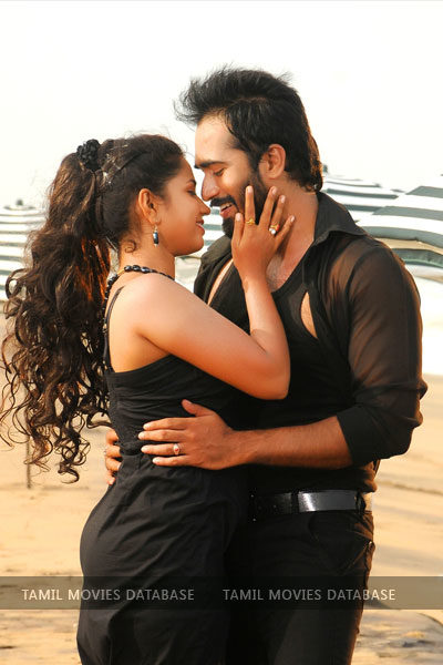 புயலா ககிளம்பி வரோம் / Puyala Kilambi Varom (2017)